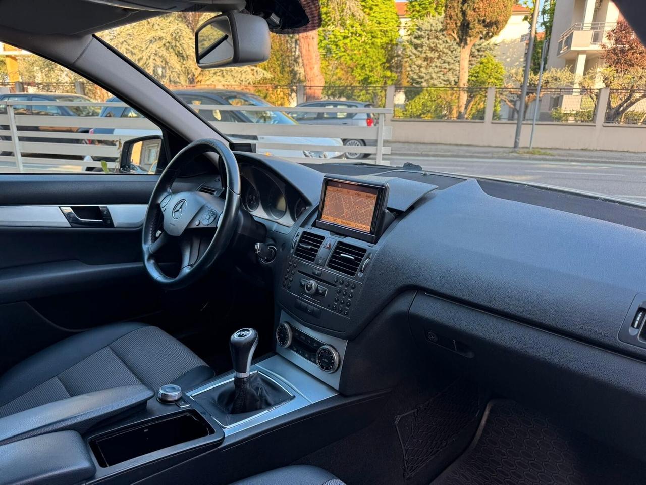 MB C 220 CDI BlueEFFICIENCY AVANTGARD