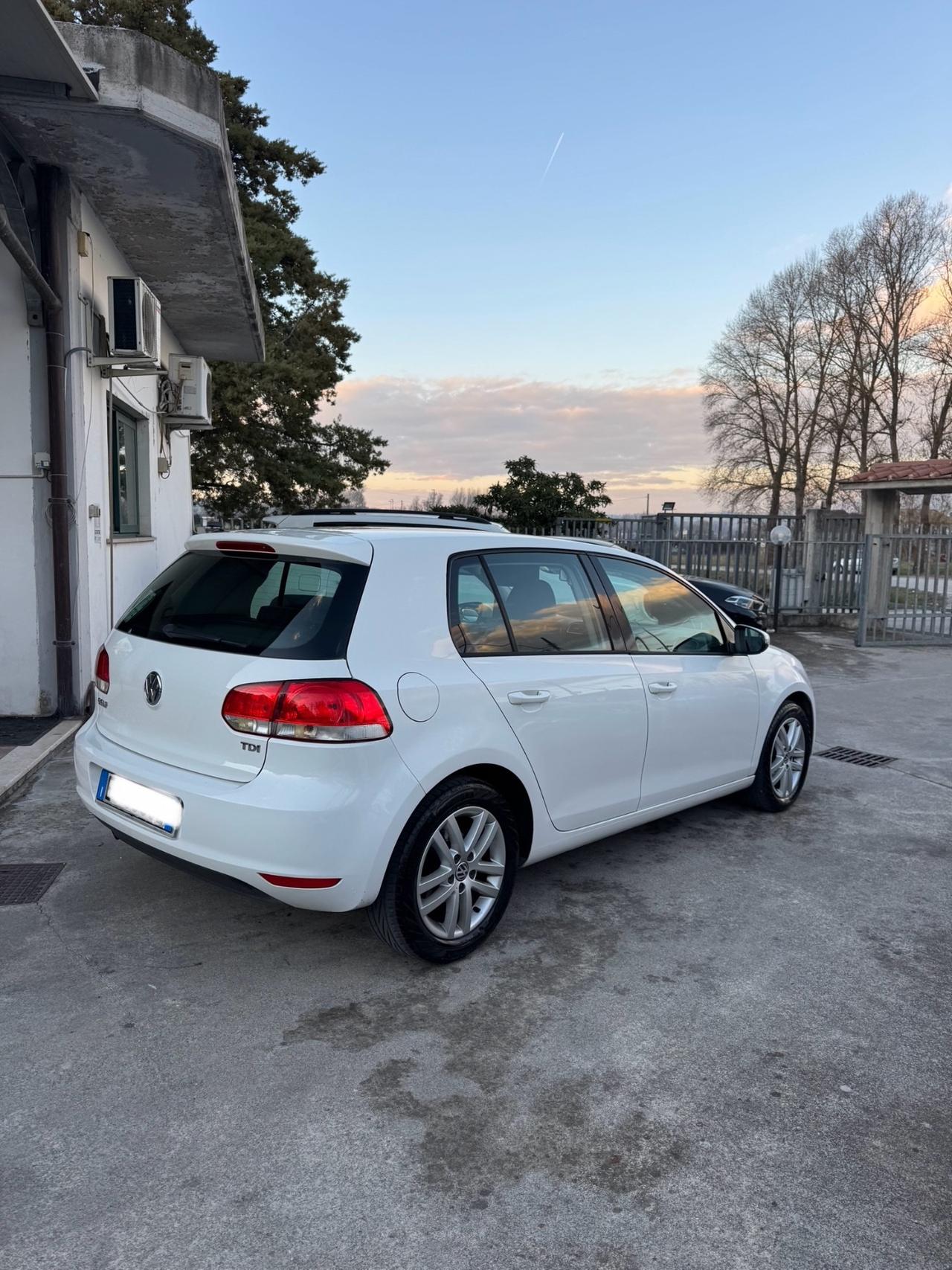 Volkswagen Golf 1.6 TDI DPF 5p. Comf. BlueM. Tech.