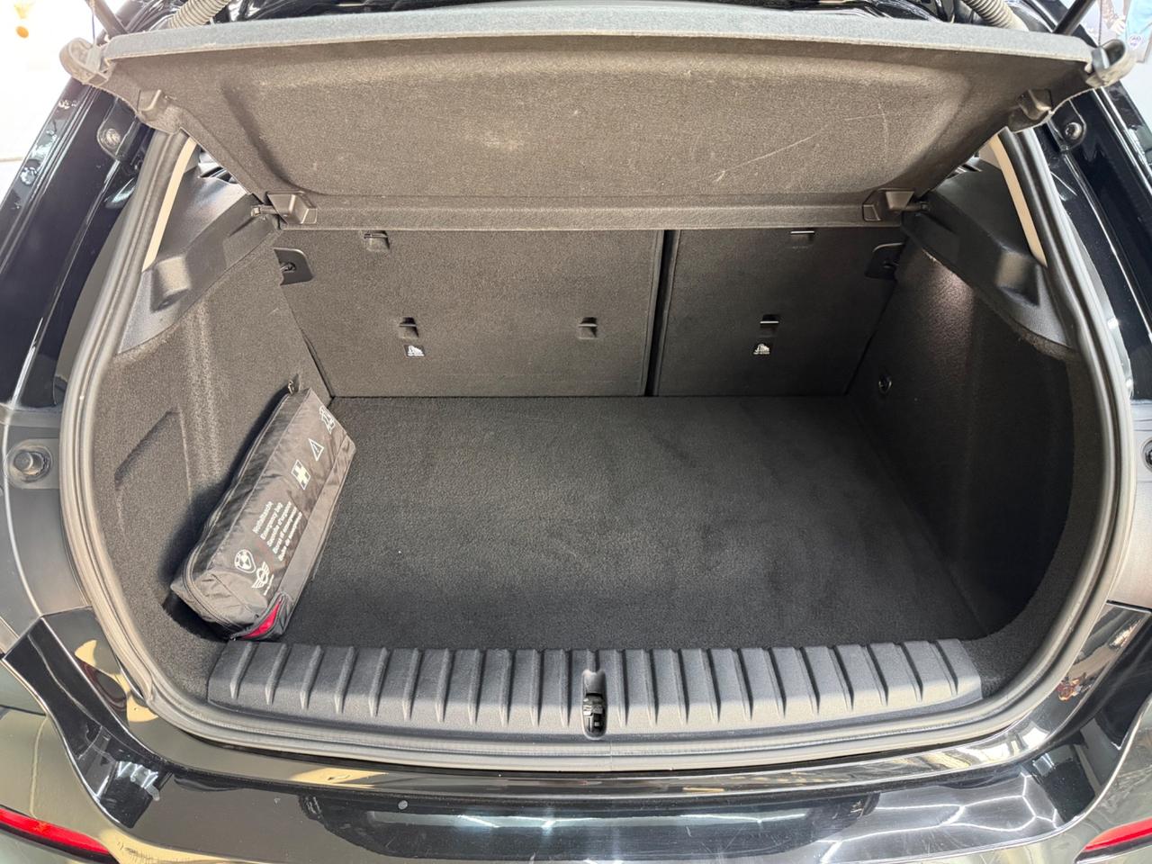 Bmw 116d 5p. Advantage Automatica