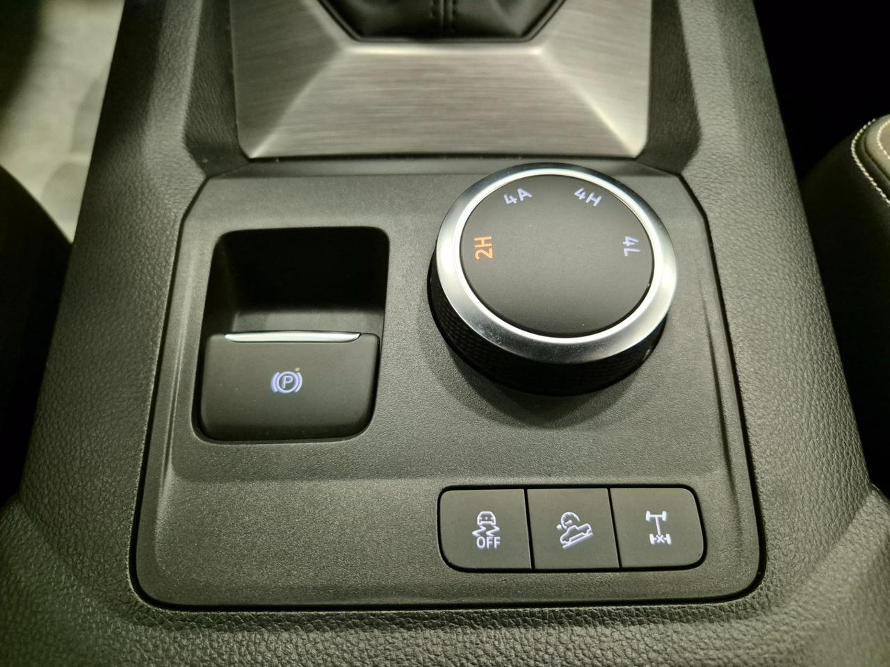 VOLKSWAGEN Amarok 3.0 V6 TDI 241CV 4MOTION aut. Aventura