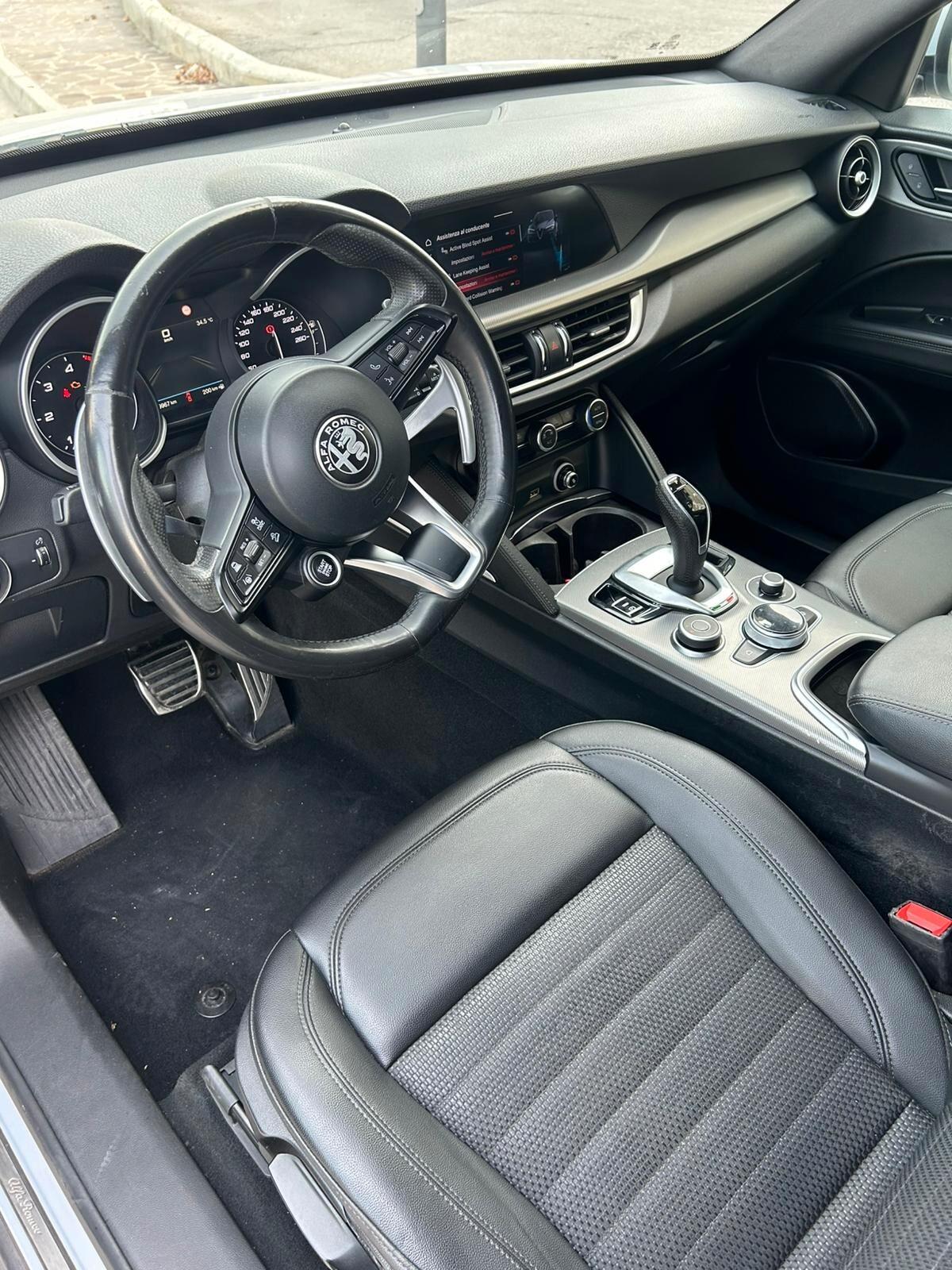 Alfa Romeo Stelvio 2.2 Turbodiesel 210 CV AT8 Q4 Veloce