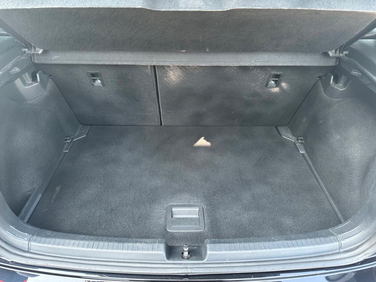 Volkswagen Polo 1.0 TSI R-Line + TETTO