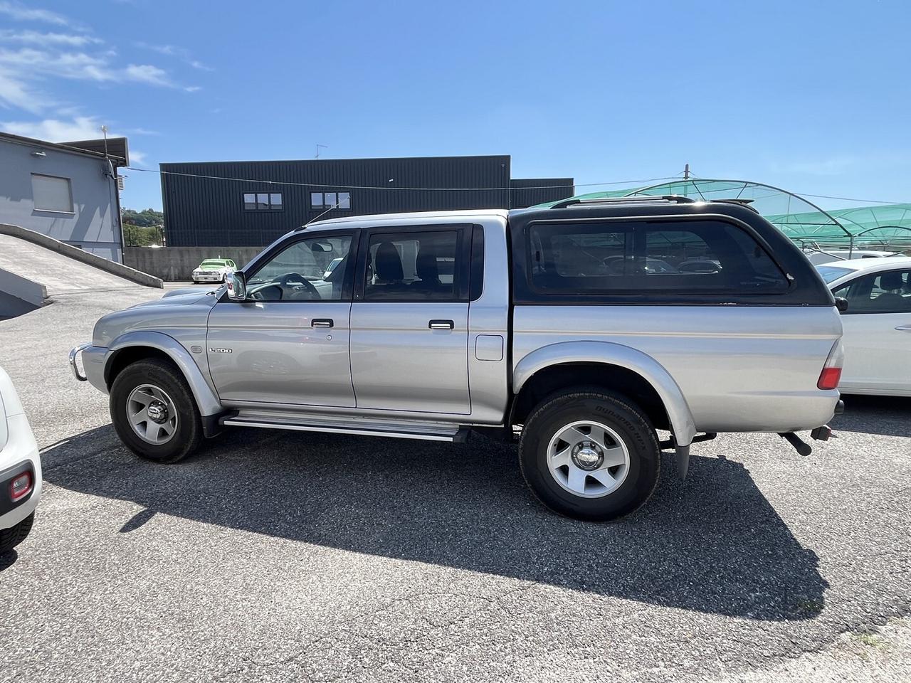 MITSUBISHI L200 D.CAB. 2500 TDI 115 CV hard top