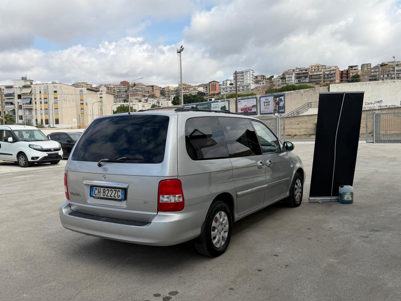Kia Carnival 2.9 16V CRDi cat Family