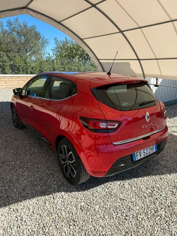 Renault Clio TCe 12V 90 CV 5 porte Moschino Intens