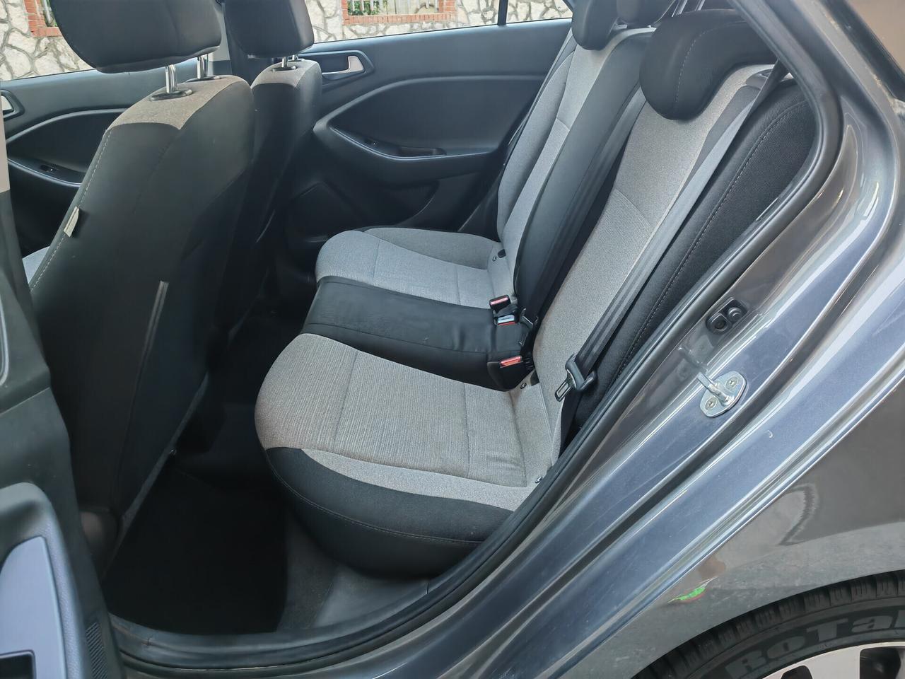 HYUNDAI I20 1.1 CRDI DIESEL CV75 KW55 STYLE