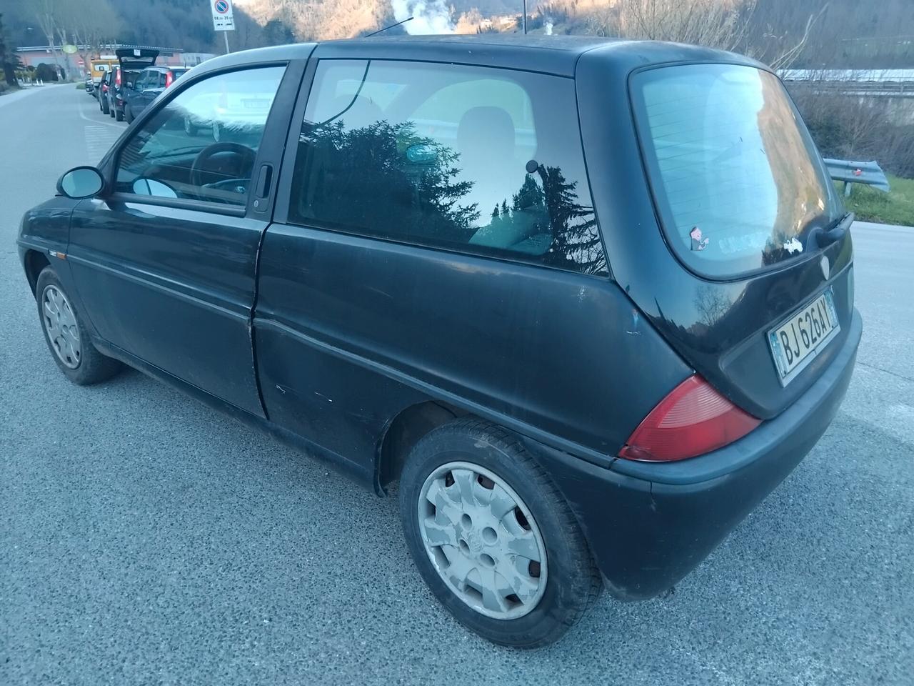 Lancia Y 1.2i cat LS