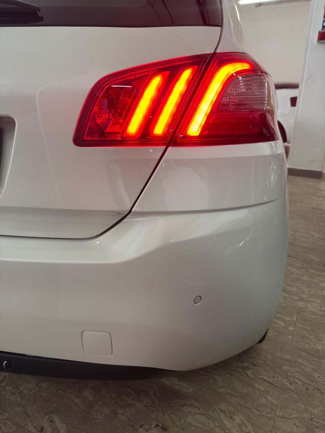 Peugeot 308 2019 BlueHDi S&S Allure
