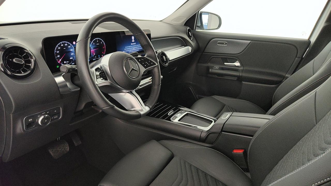 Mercedes-Benz GLB 180 d Advanced auto