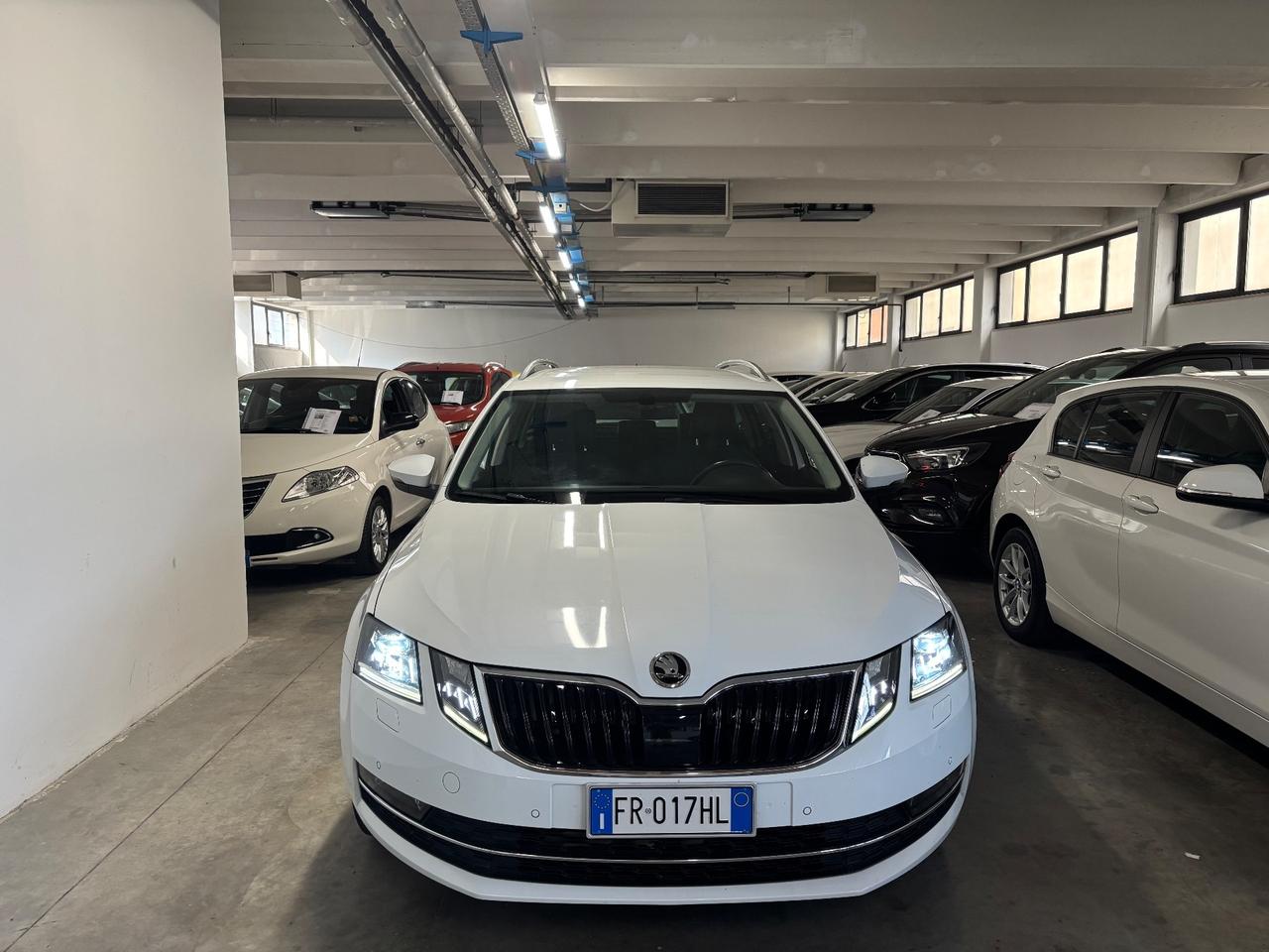 Skoda Octavia 1.4 TSI METANO AUT. |alcantara/pelle|