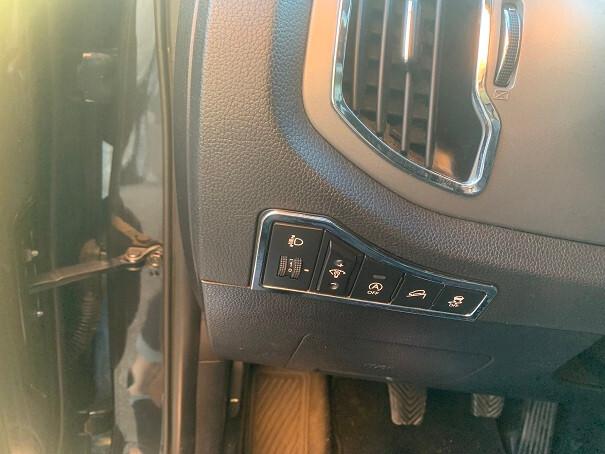Kia Sportage 1.7 CRDI VGT 2WD high tech