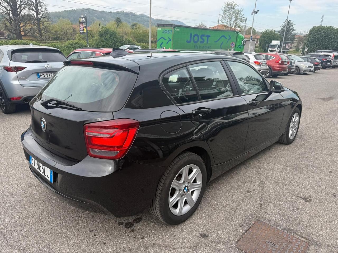 Bmw 114 114d 5p. Unique