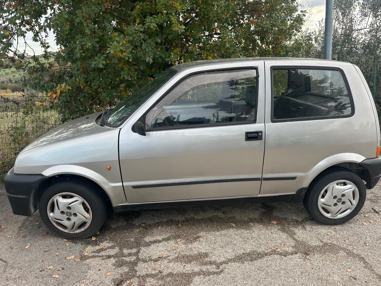 Fiat Cinquecento 900i cat Soleil benz/gpl