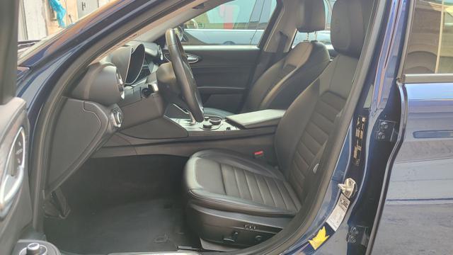 ALFA ROMEO Giulia 2.2 TD 180CV AT8 BUSINESS SPORT PELLE-CAMERA