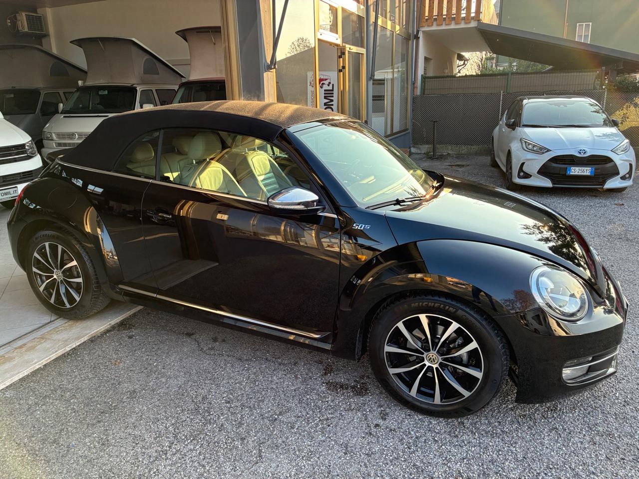 Volkswagen Maggiolino Cabrio 1.6 TDI Design