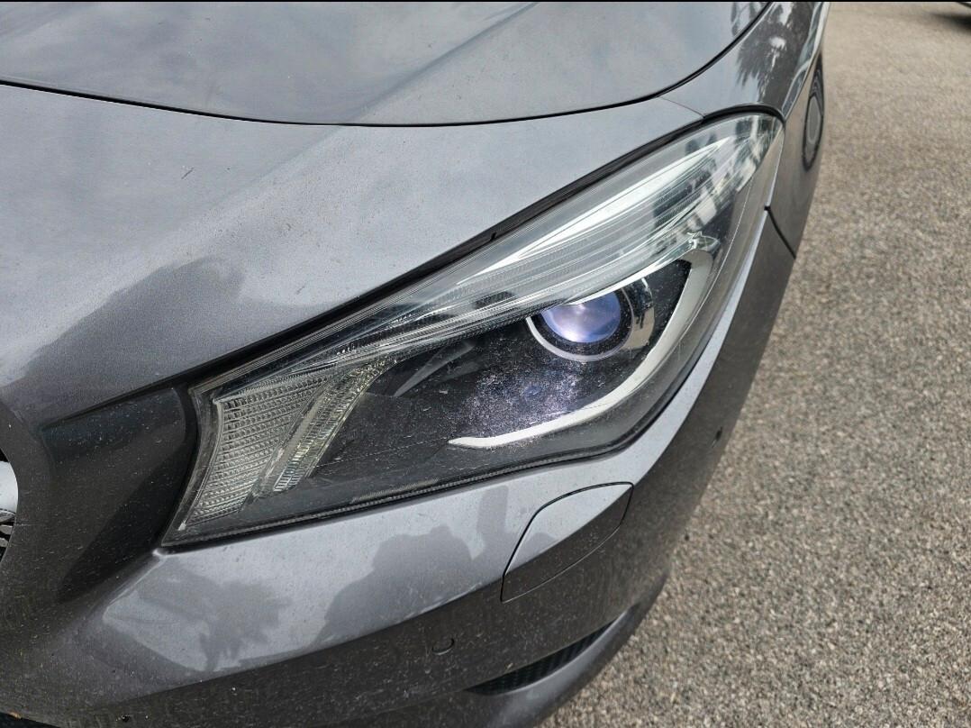 Mercedes-benz CLA 180cdi NAVI/XENO LED/MANUALE