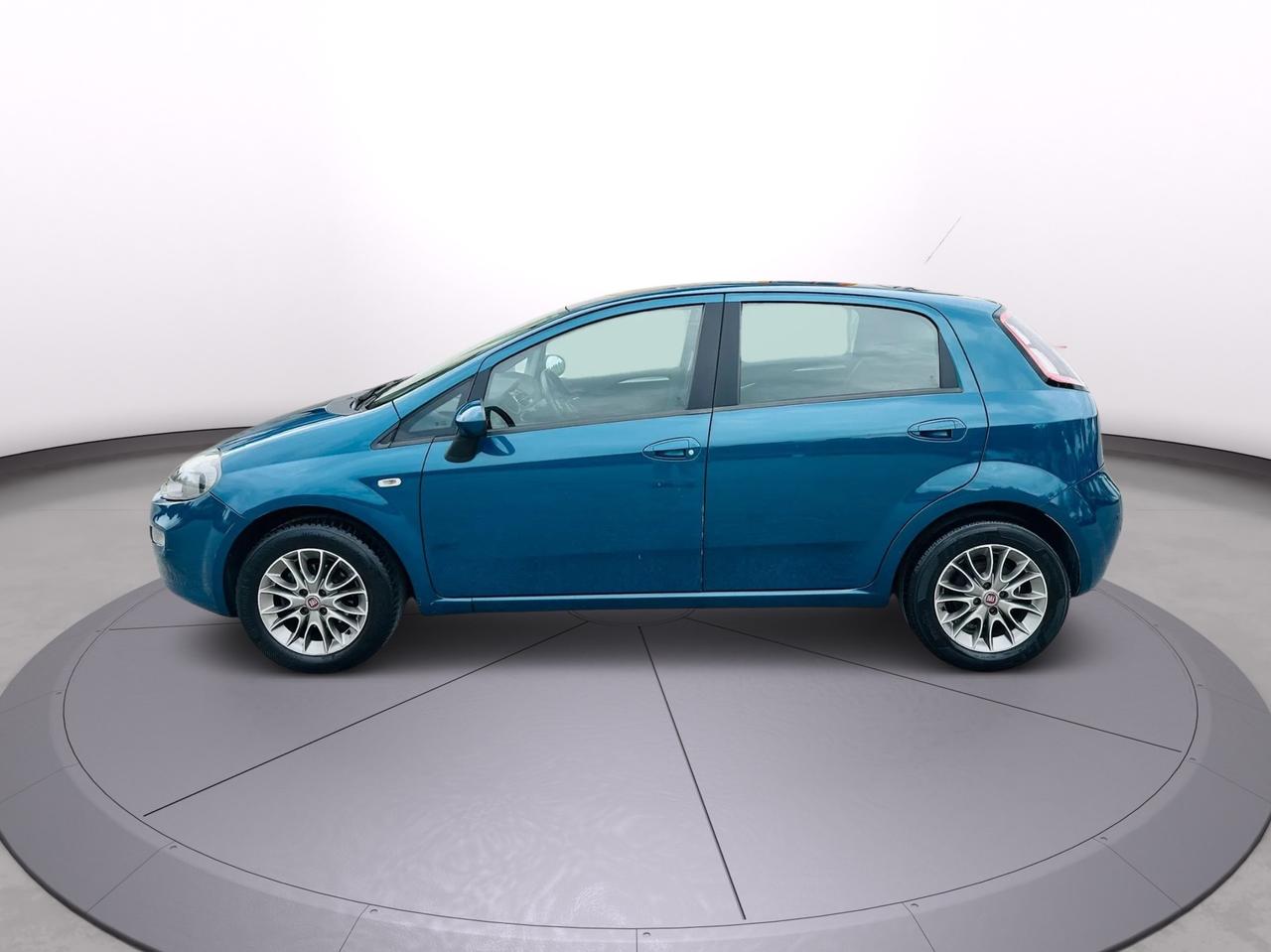 Fiat grandd Punto Evo 1.4 benzina 2013 semi automatico neo patentati