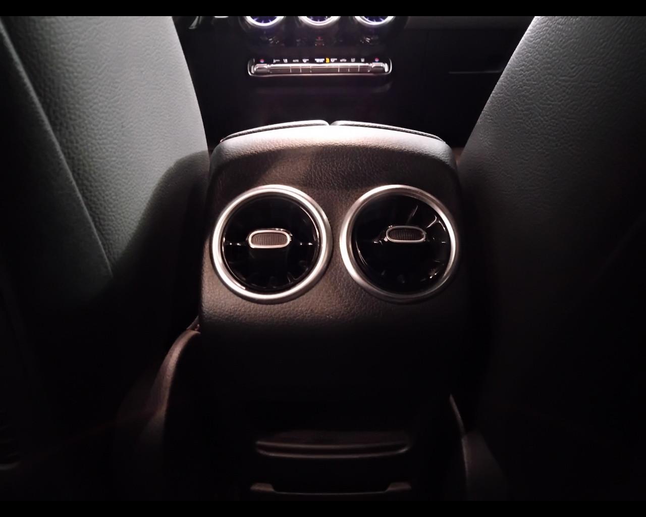 Mercedes-Benz GLA-H247 2020 - GLA 250 e phev (eq-power) Premium auto