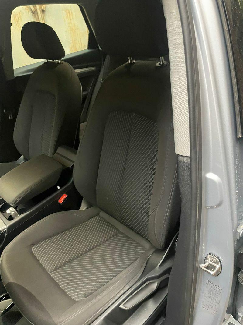 AUDI Q5 35 TDI Business quattro S tronic