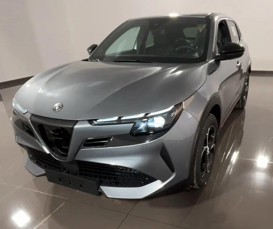 Alfa Romeo Junior 1.2 136 CV Hybrid eDCT6
