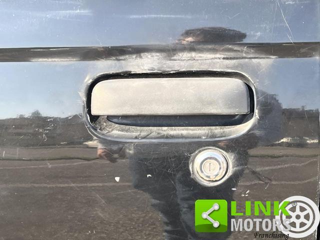 NISSAN King Cab 2.5 TD 2 porte