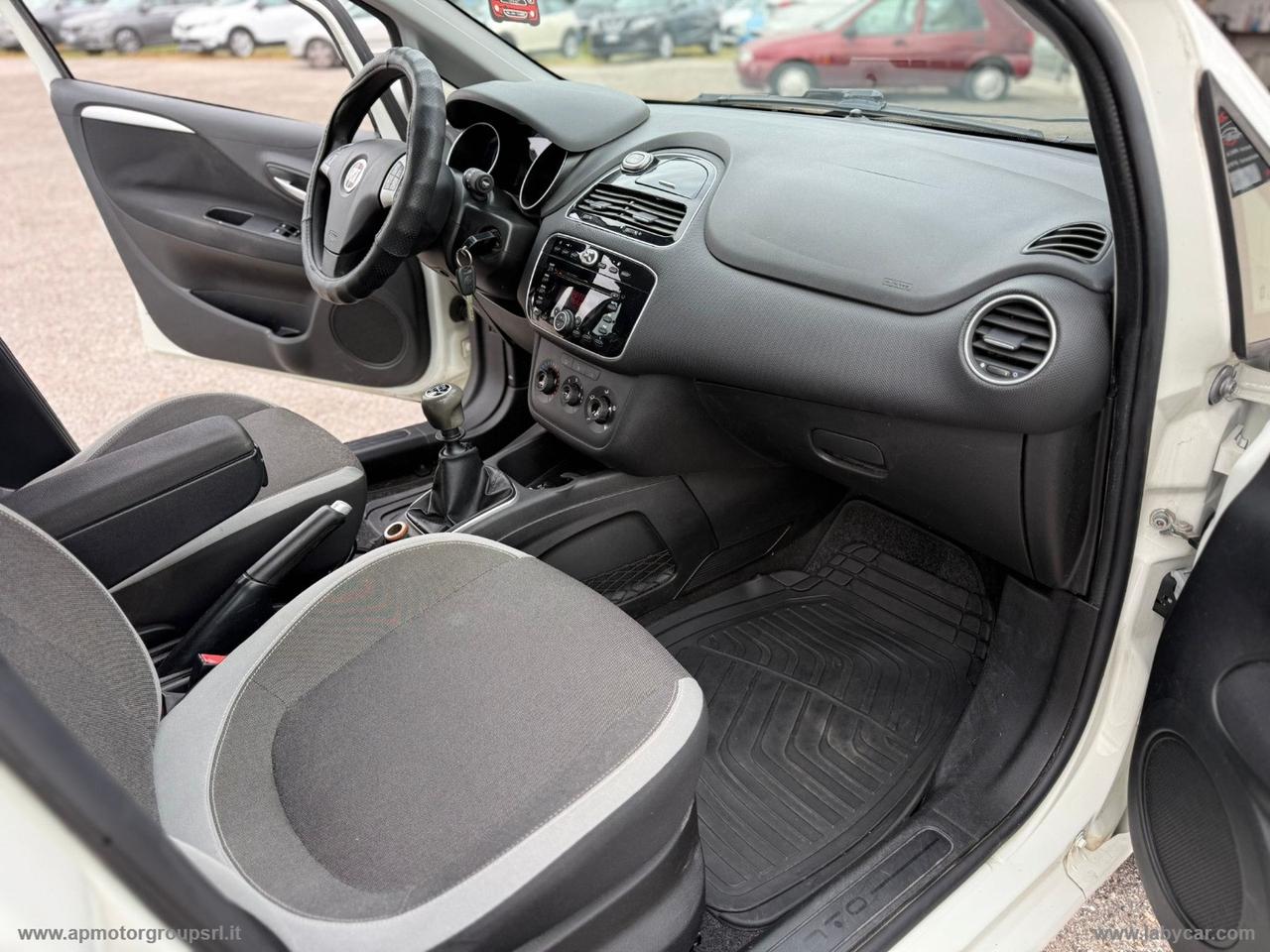 FIAT Punto 1.4 5p. EMOTION Natural Power