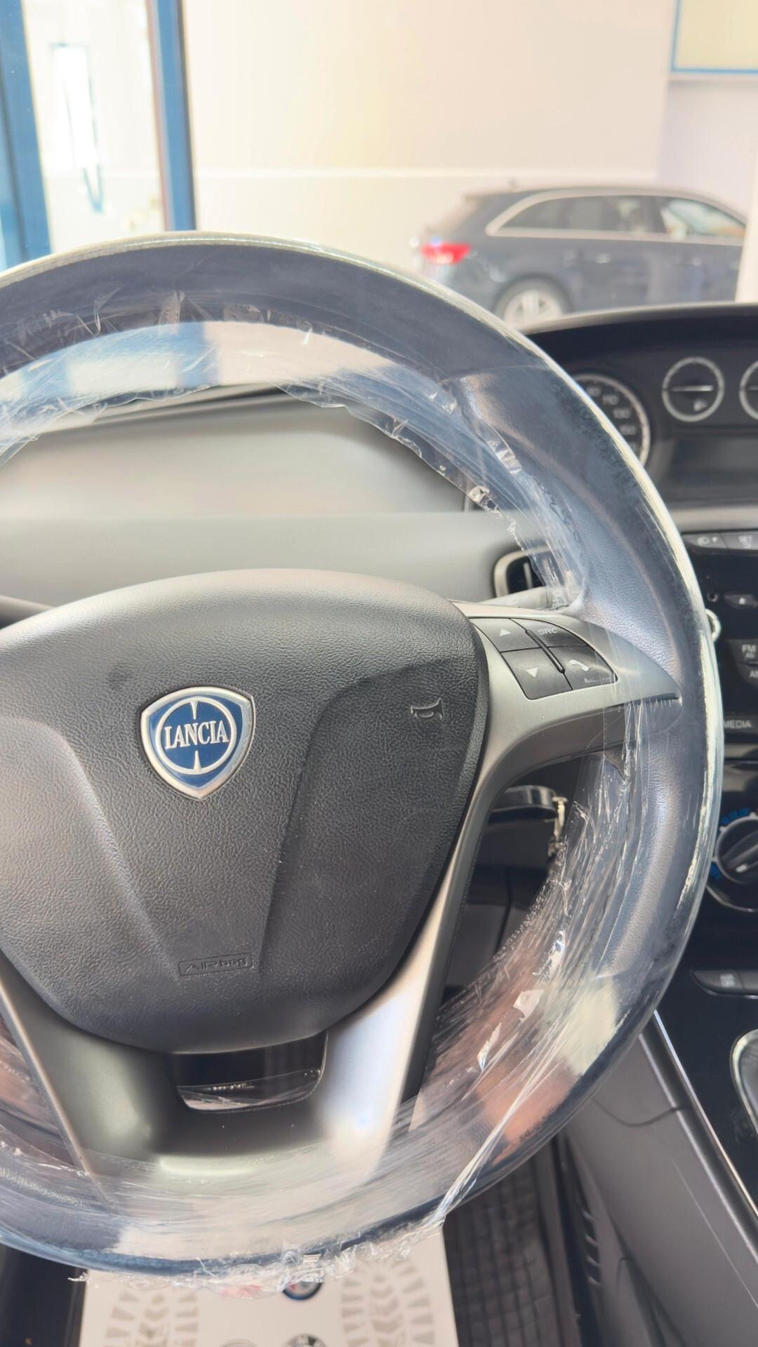 Lancia Ypsilon 1.3 MJT 16V 95 CV 5 porte S&S Platinum