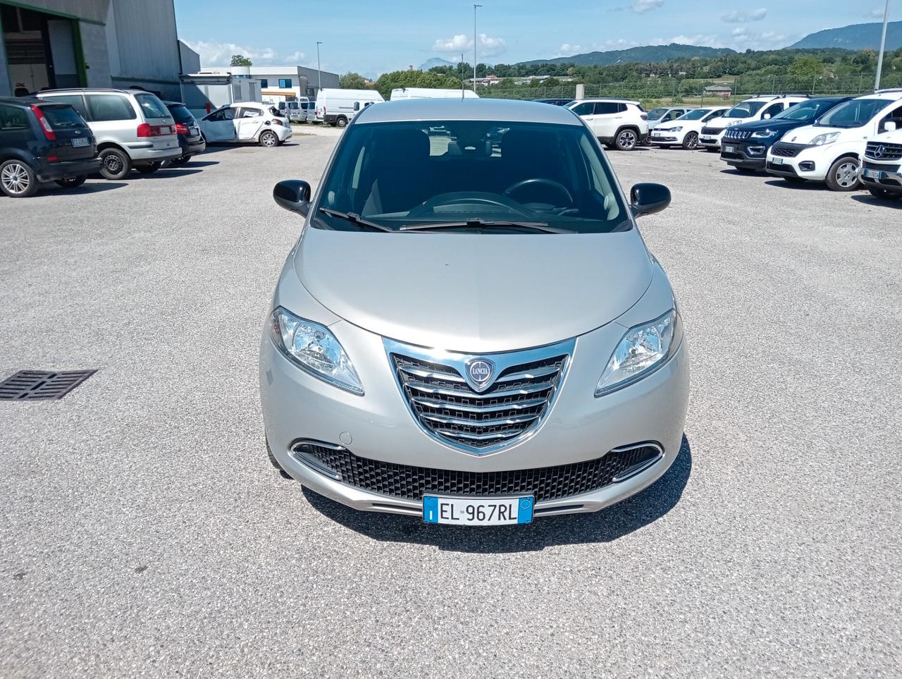 Lancia Ypsilon 0.9 85cv 5p. Gold OK NEOPATENTATI