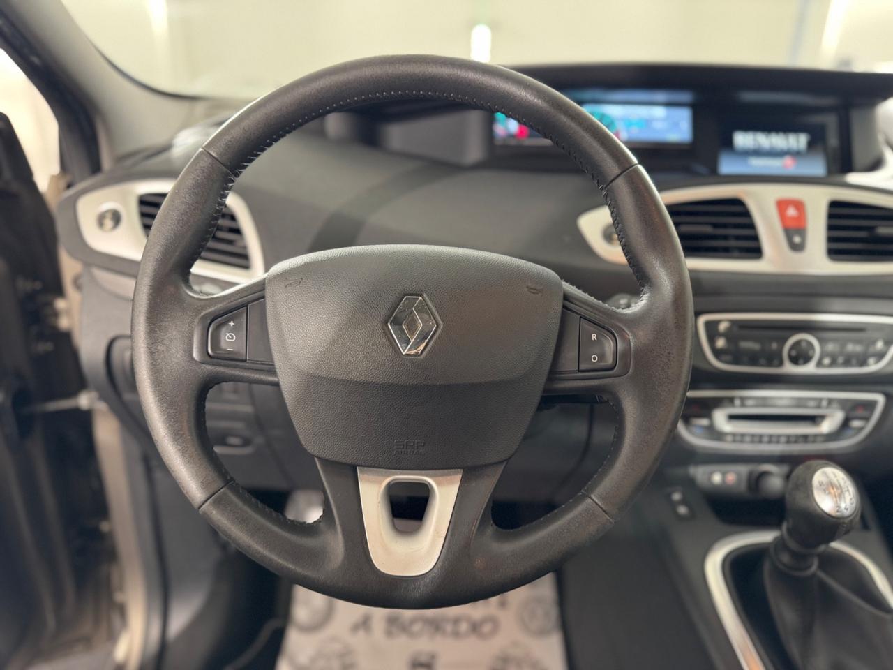 Renault Scenic Scénic X-Mod 1.4 TCe Luxe
