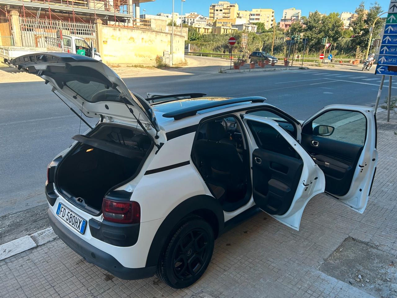 Citroen C4 Cactus BlueHDi 100 Shine