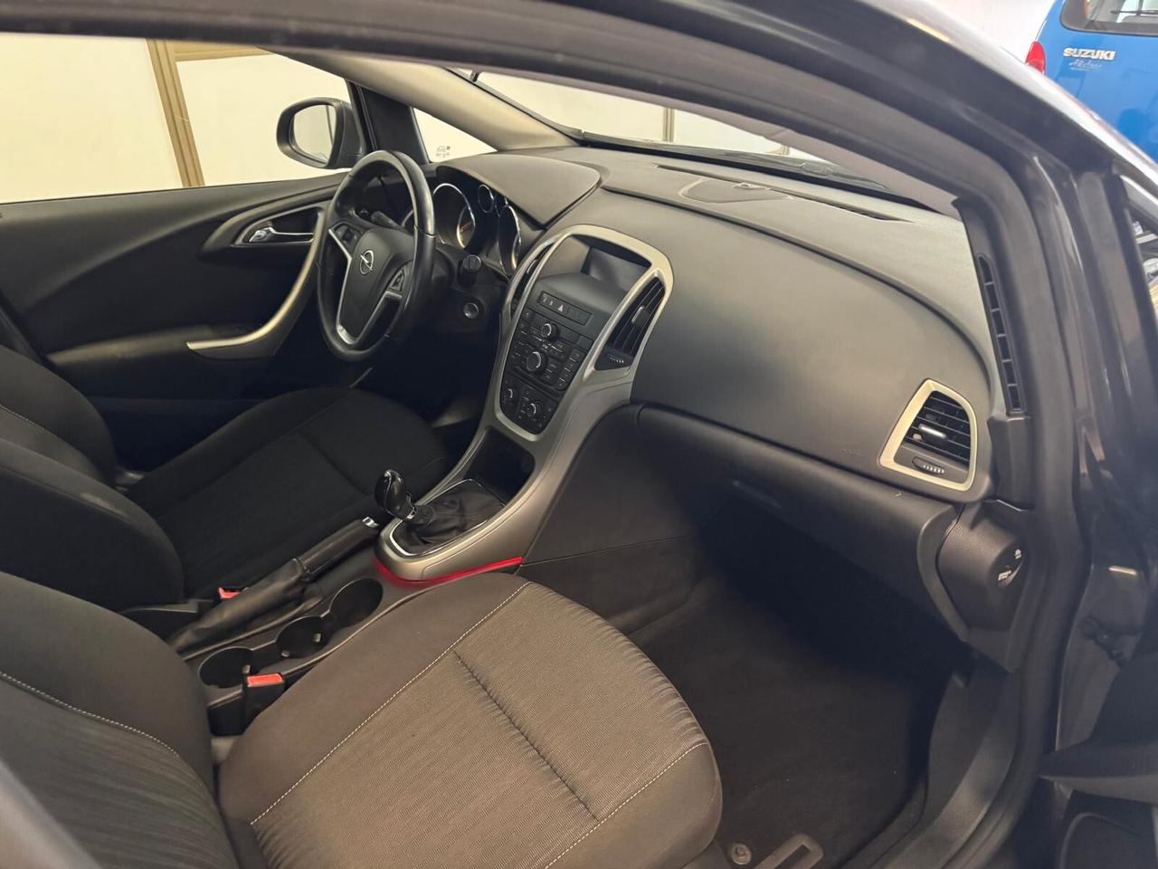Opel Astra 1.7 CDTI 110CV 5 porte Cosmo