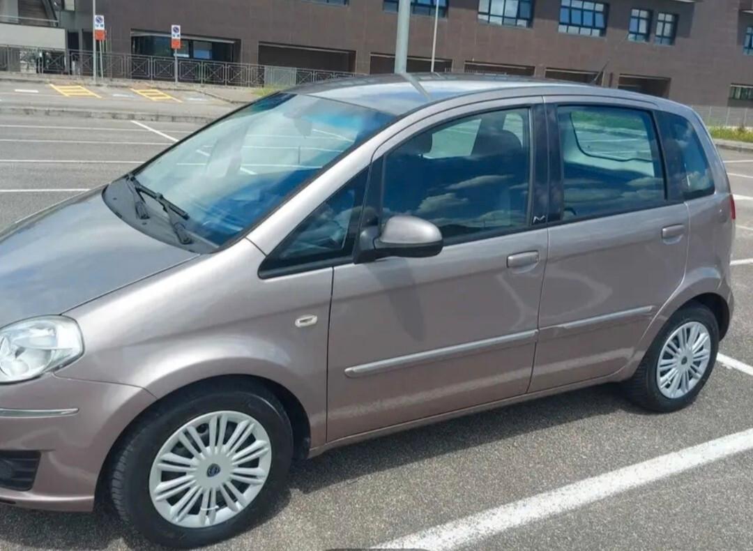 Lancia MUSA 1.4 16V Platinum