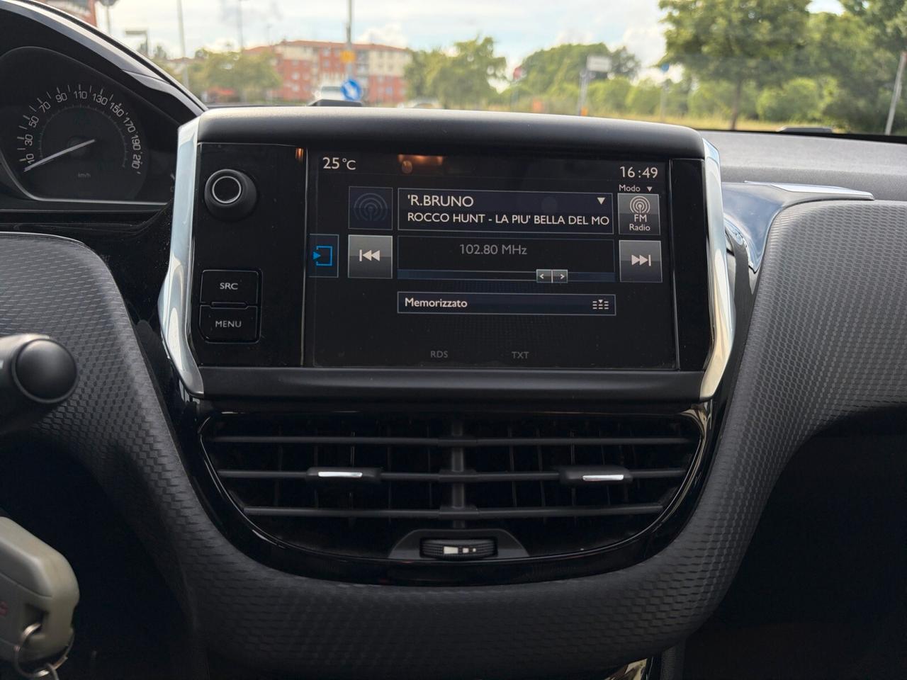 Peugeot 208 PureTech 82 5p. GPL Allure