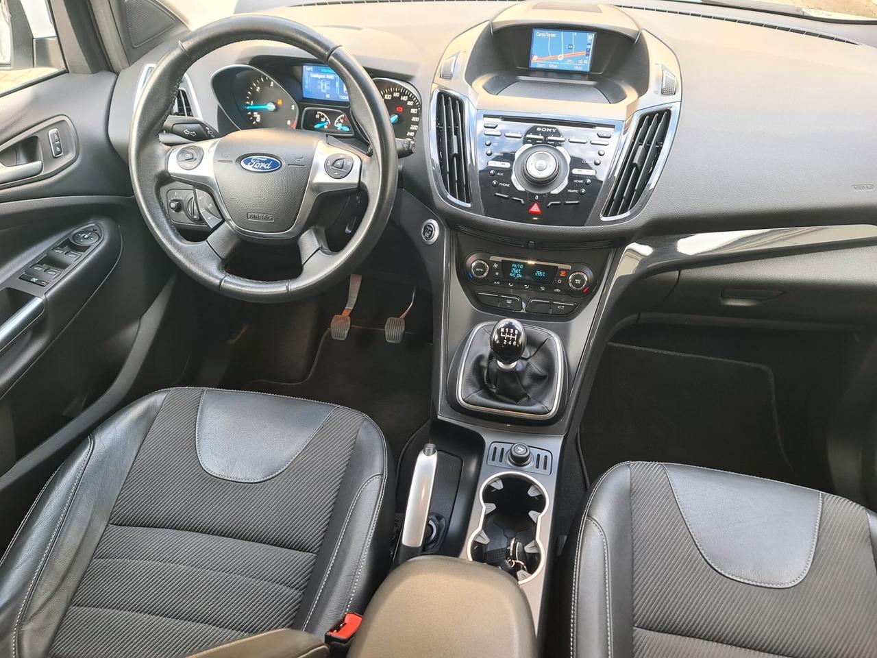 Ford Kuga 2.0 TDCI 4WD Titanium - KM. CERTIF.