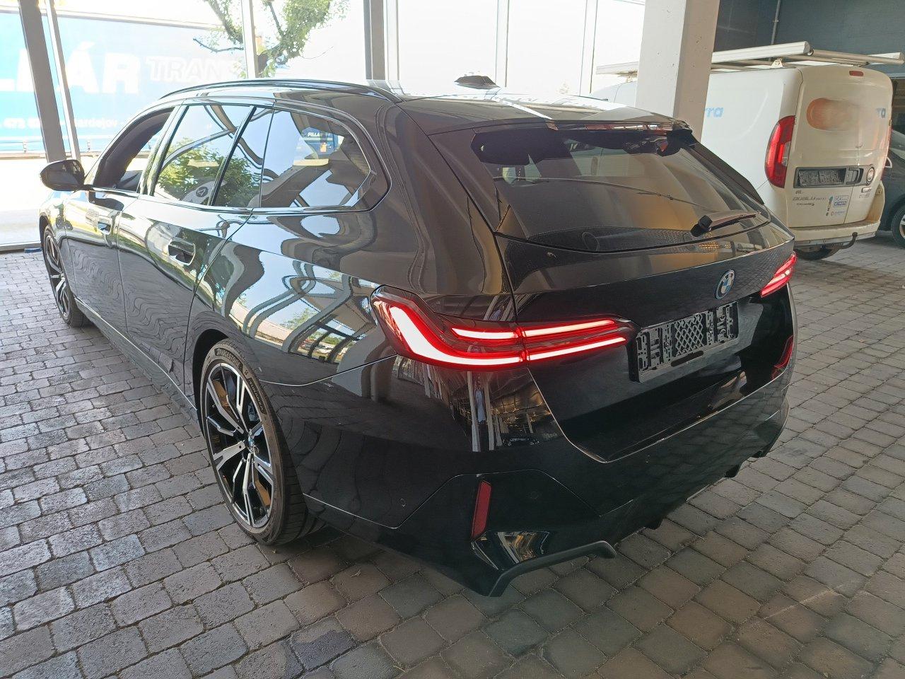 BMW i5 Touring edrive40 MSport Pro