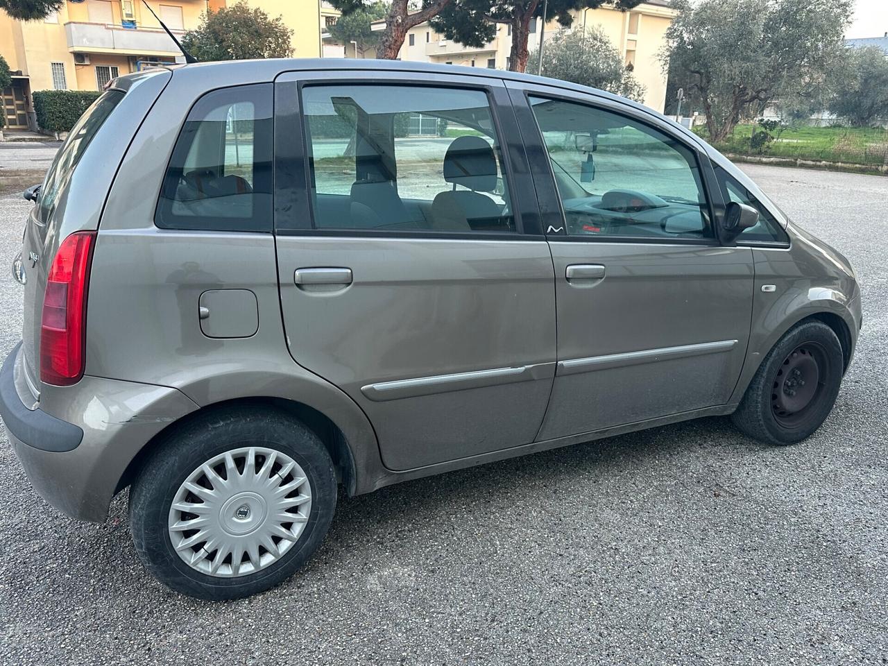 Lancia MUSA 1.3 Multijet 16V 90 CV neop. 2007