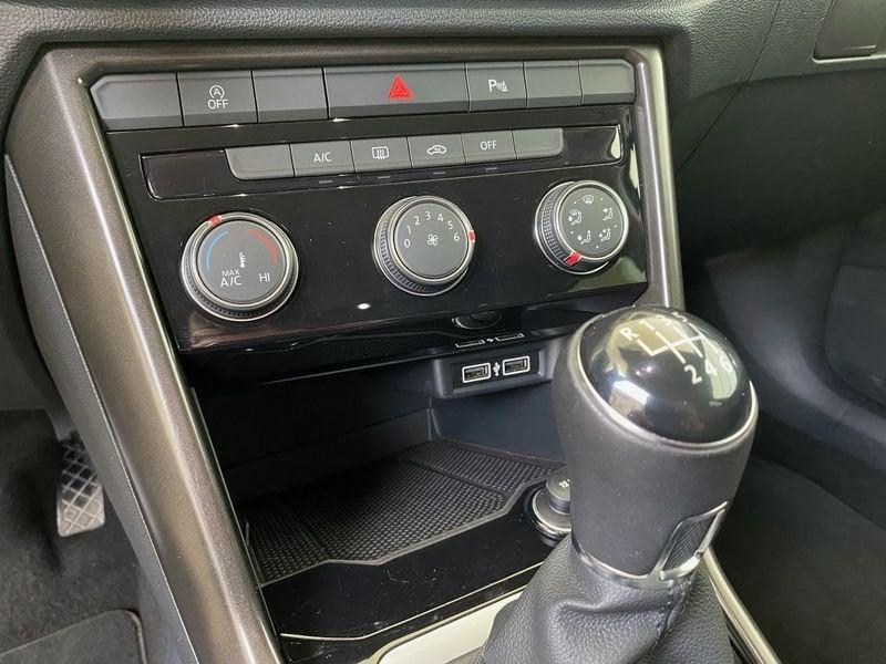 Volkswagen T-Roc 1.6 TDI SCR Style BlueMotion Technology TUA da € 189 al mese