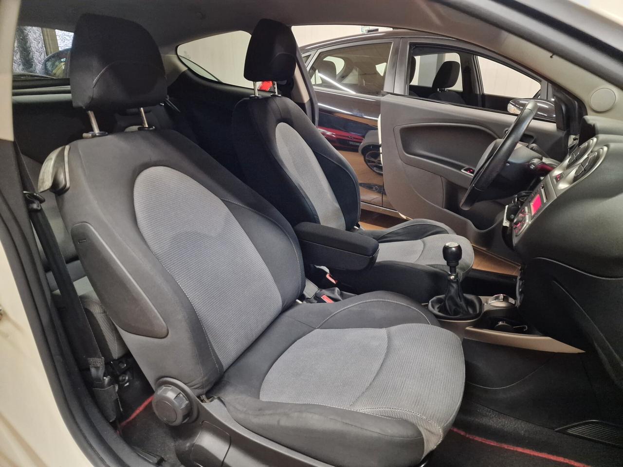 Alfa Romeo MiTo 1.4 78 CV Distinctive Sport Pack