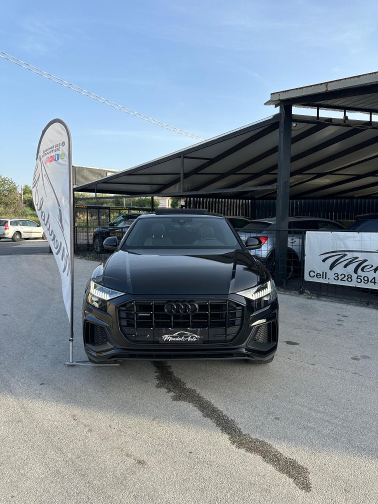 Audi Q8 50 TDI 286 CV quattro tiptronic S-LINE tua a 639€