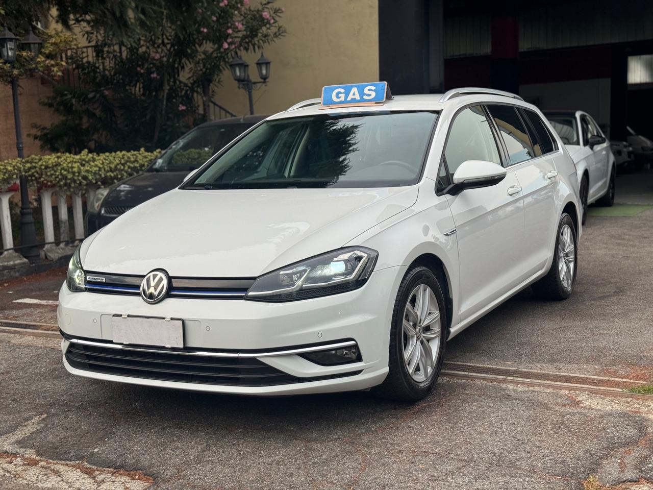 Volkswagen Golf Variant 1.4 TGI DSG Business BlueMotion