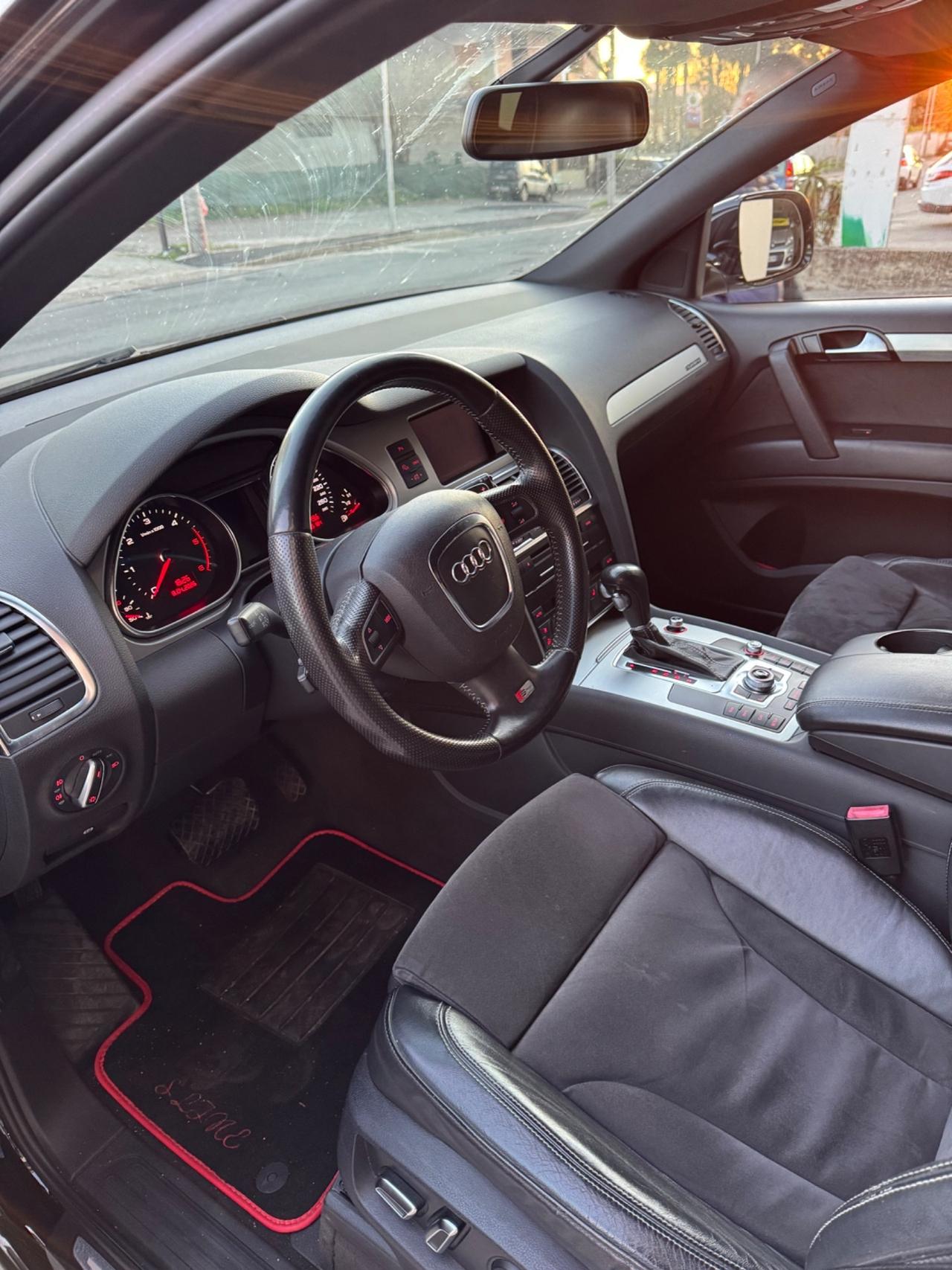 Audi Q7 3.0 V6 TDI quattro tiptronic edition