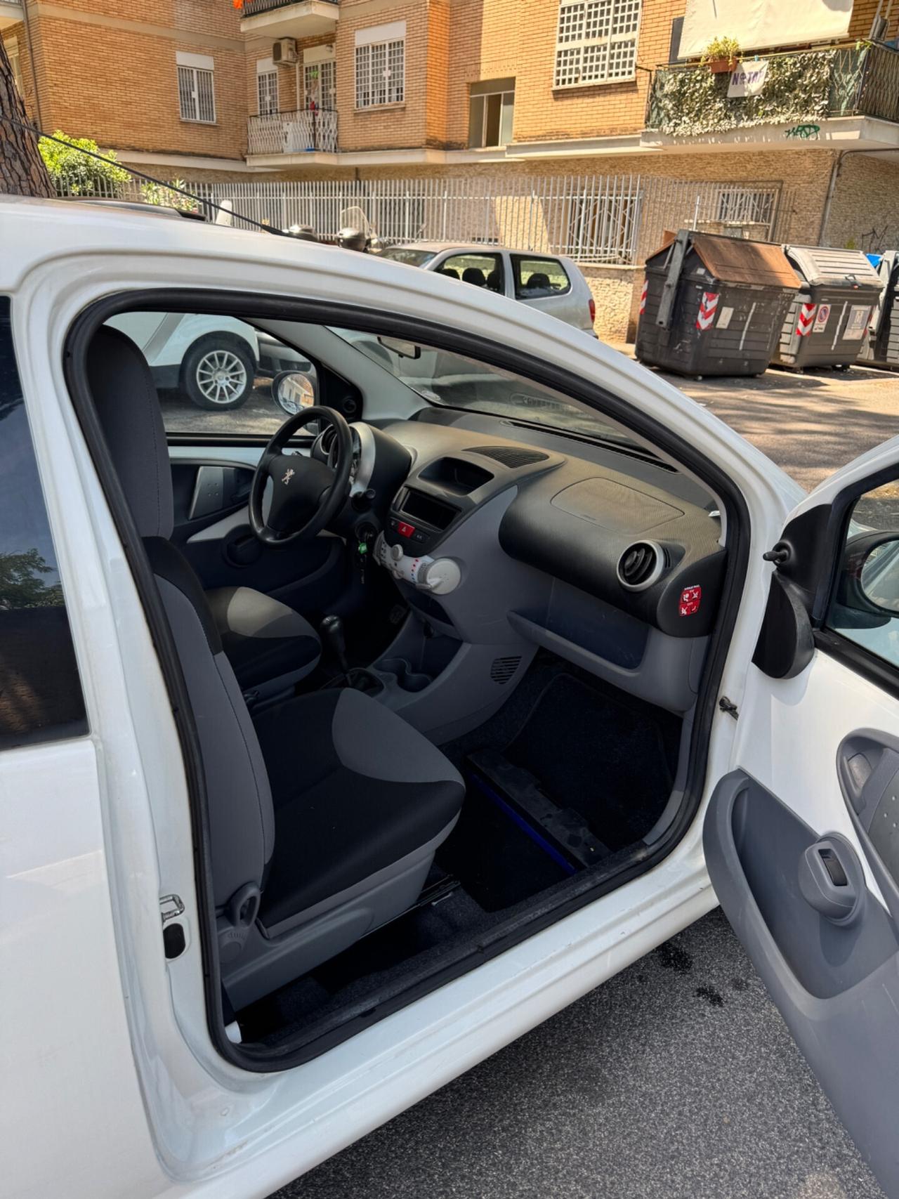 Peugeot 107 1.0 68CV 3p. Access omologata Van 2 posti