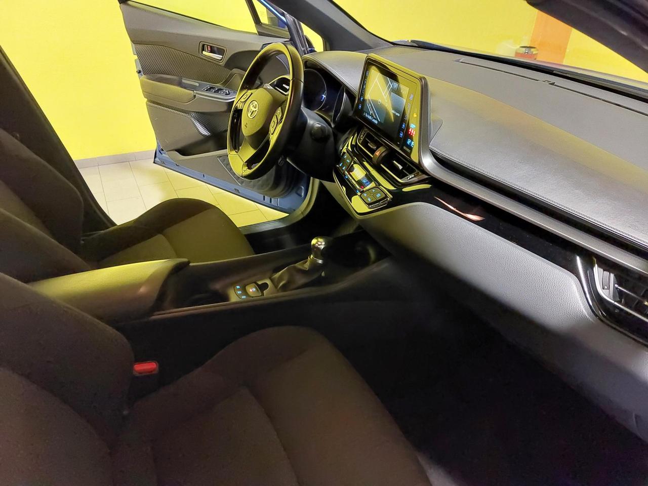 Toyota C-HR 5 Porte C-HR 1.8H ACTIVE 2WD E-CVT