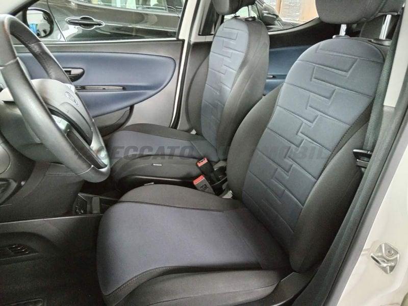 Lancia Ypsilon Ypsilon 1.0 firefly hybrid Platino s&s 70cv