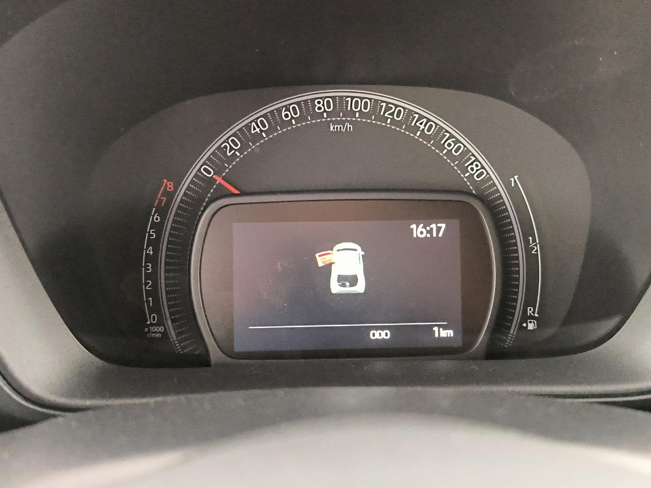 Toyota Aygo x 1.0 lounge 72cv