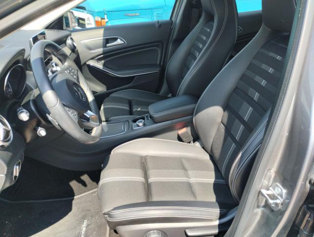 MERCEDES-BENZ GLA 180 d Automatic 4Matic Business