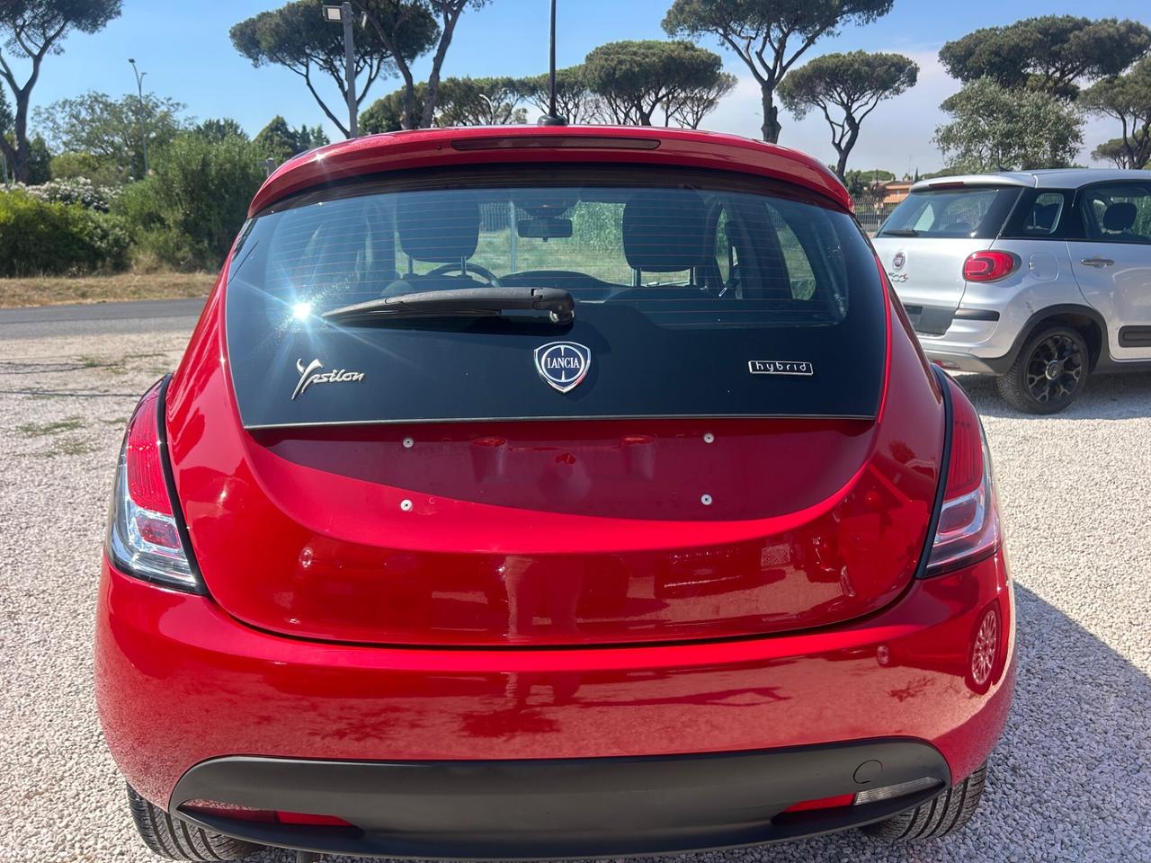 Lancia Ypsilon 1.0 FireFly 5 porte S&S Hybrid Ecochic Silver