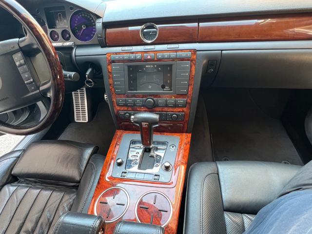 VOLKSWAGEN Phaeton 6.0 W12 ASI 4mot. 4 posti