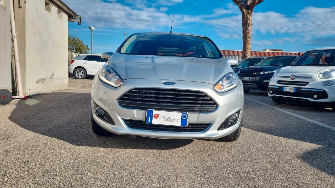 Ford Fiesta 1.5 TDCi 75CV 5 porte Titanium