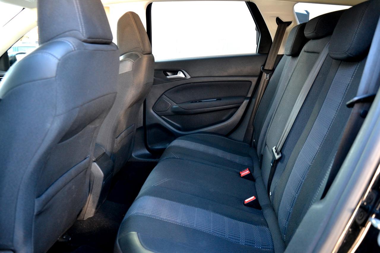 Peugeot 308 BlueHDi 130 S&S EAT8 SW Allure